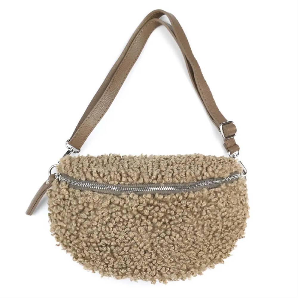 OBC Made in Italy Damen Teddyfell Tasche Leder Jeans Plüsch Bauchtasche Hüfttasche Schultertasche Bodybag Umhängetasche Crossbody Teddyplüsch Handytasche Crossbag Gürteltasche Kostenloser Versand international