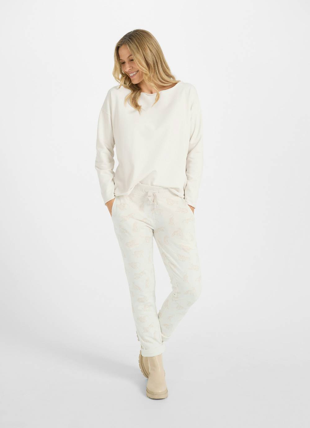 Juvia Loose Fit - Sweatpants Outlet