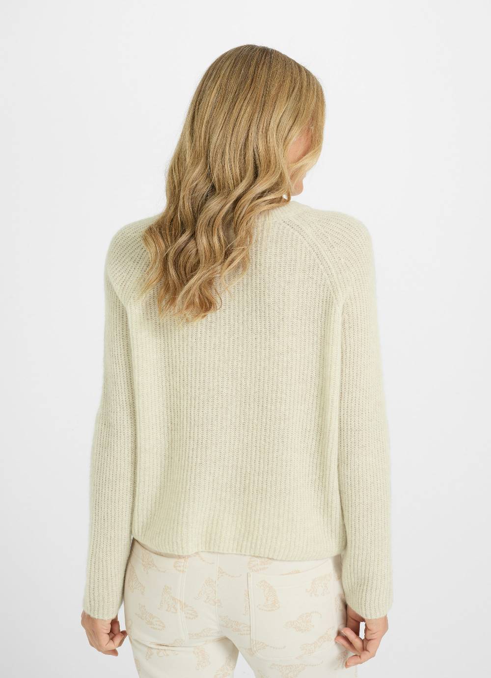 Juvia Pullover Sonderangebot