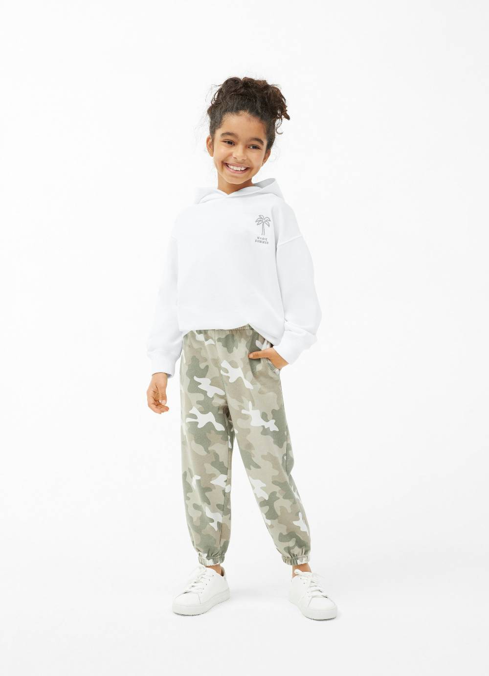 Juvia Hoodie Online Shopping