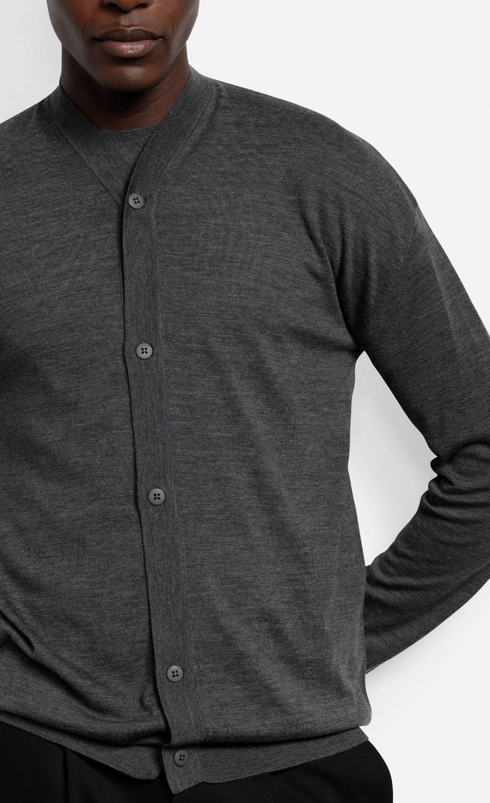 Kiefermann Bernold Strickjacke mit V-Ausschnitt Discount Store für neue Produkte