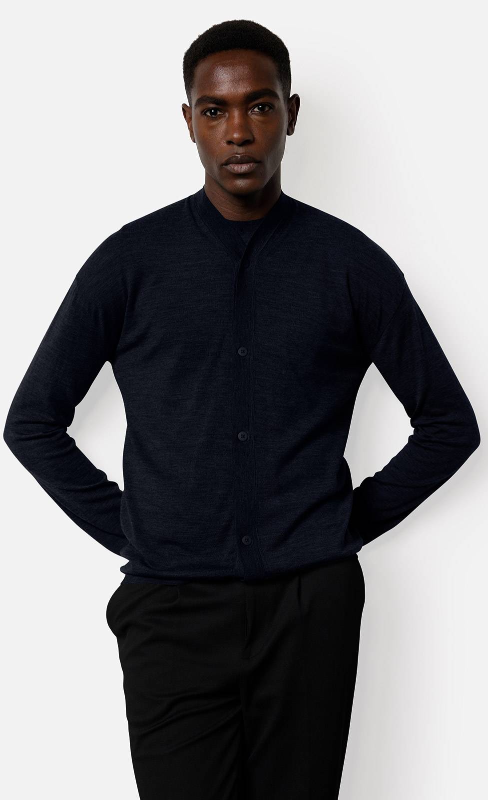 Kiefermann Bernold Strickjacke mit V-Ausschnitt Discount Store für neue Produkte