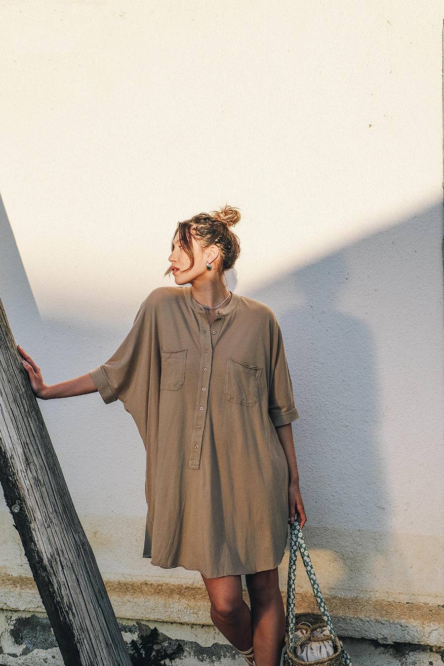 Liv Bergen Kleid oversized in safari 2025