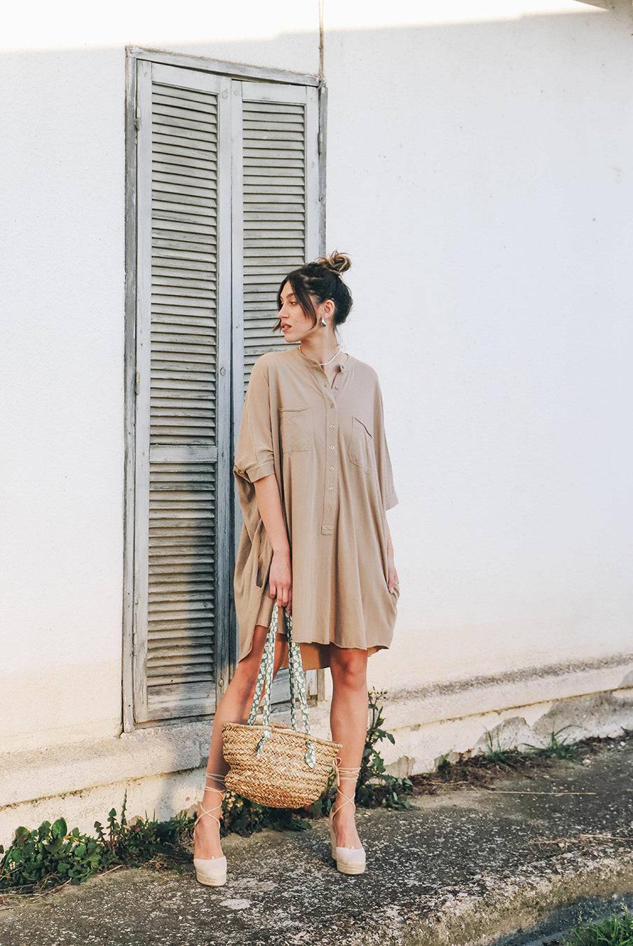Liv Bergen Kleid oversized in safari 2025