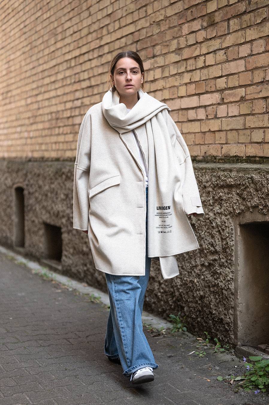 Liv Bergen Oversized Mantel in sand Black Friday