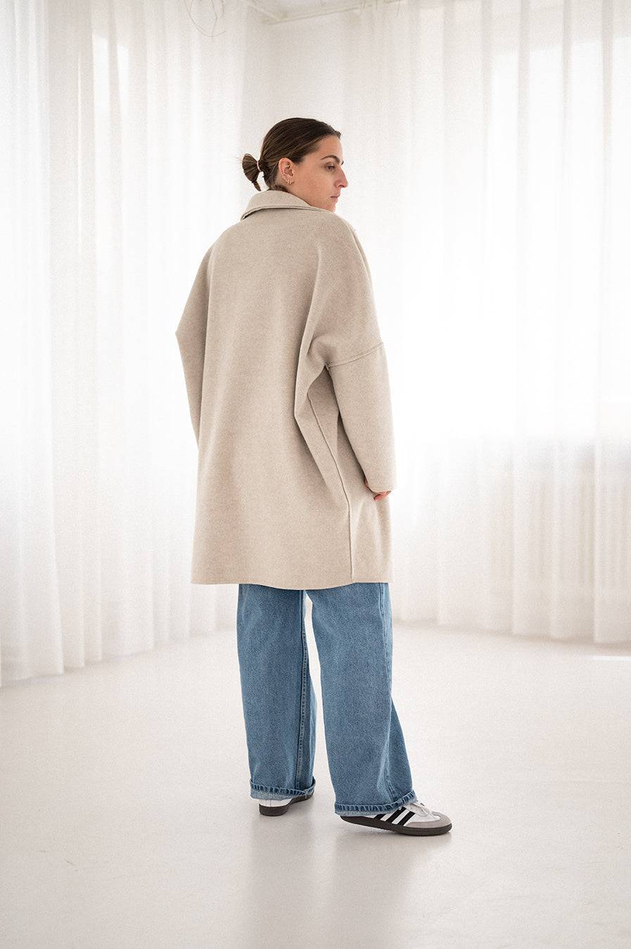 Liv Bergen Oversized Mantel in sand Black Friday