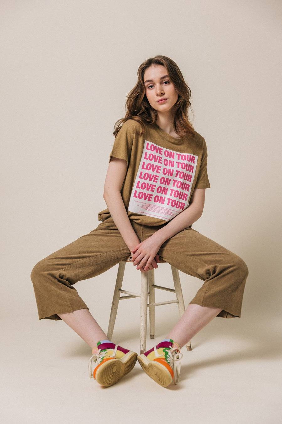 Liv Bergen T-Shirt LOVE ON TOUR in hazelnut Exklusive Angebote