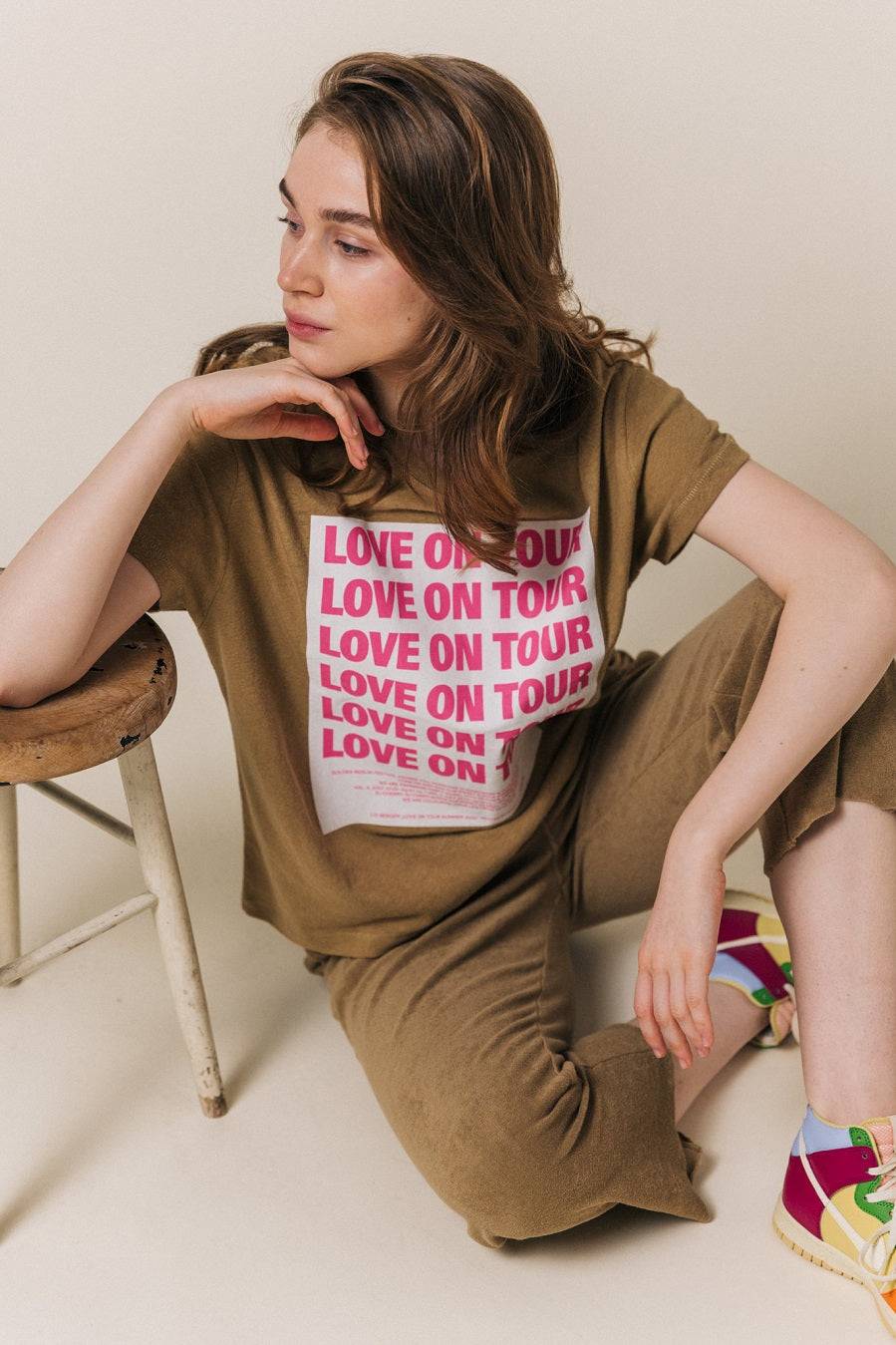 Liv Bergen T-Shirt LOVE ON TOUR in hazelnut Exklusive Angebote