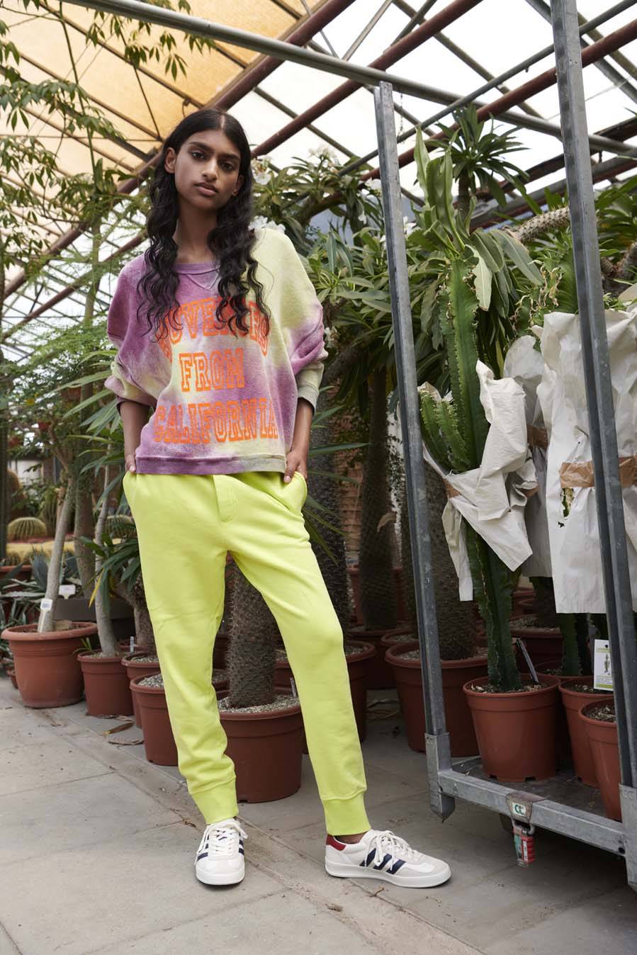 Liv Bergen Sweater SOUVENIRS in fancy VIP-Rabatte