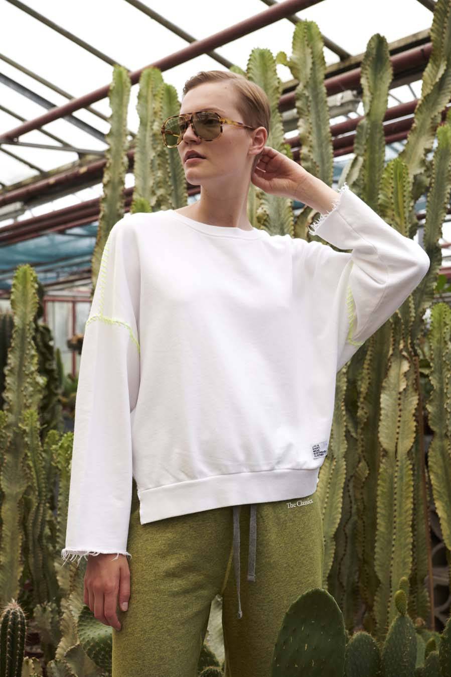 Liv Bergen Sweater "100% Organic Cotton" handstitched in optic white Bis zu 60% Rabatt