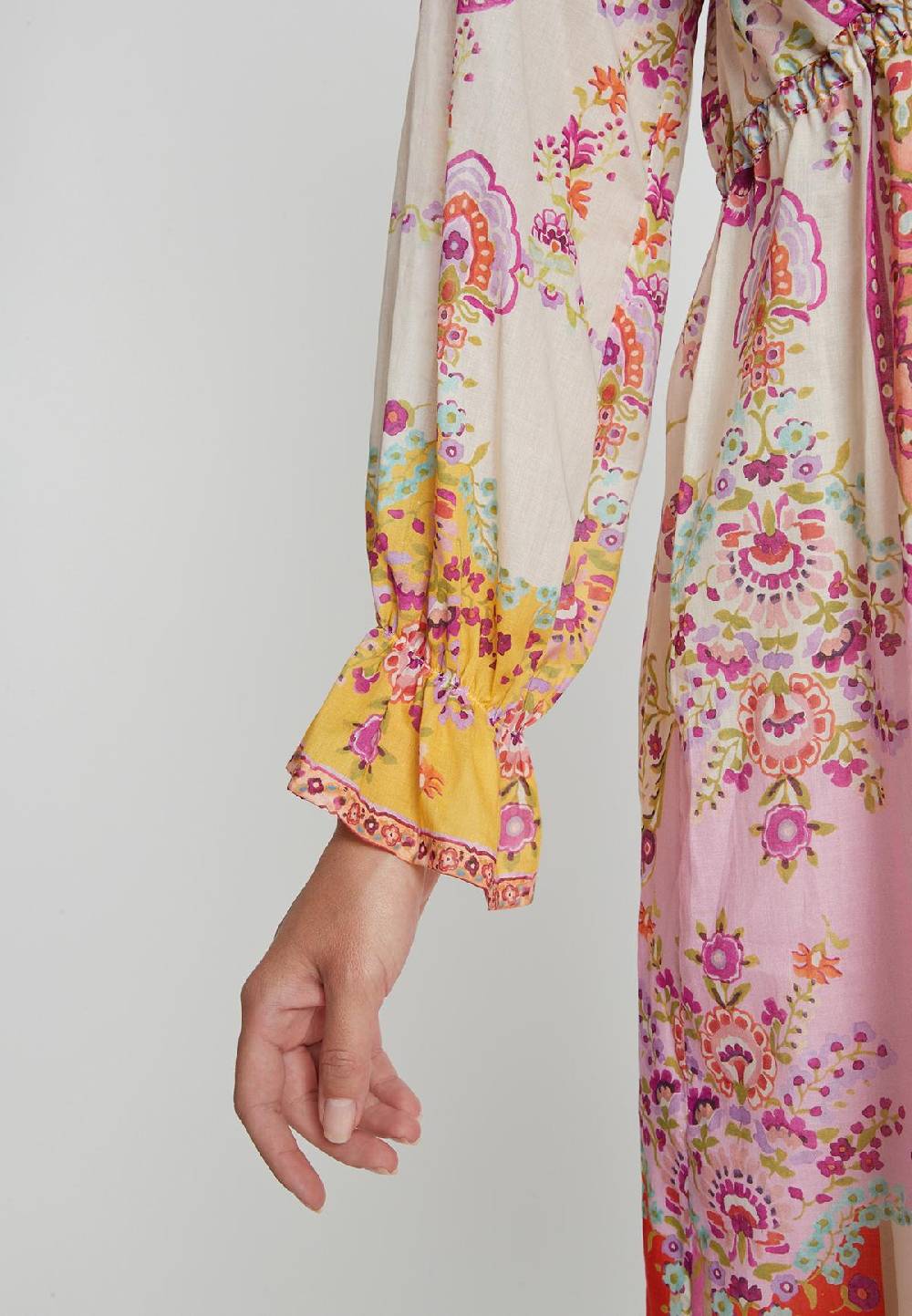 Ana Alcazar Empirekleid Kajani Begrenzte Freigabe