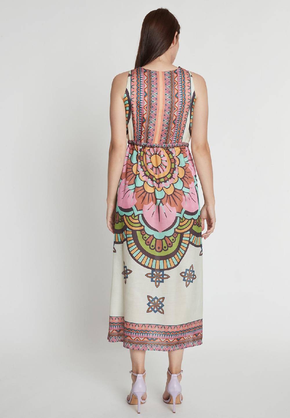 Ana Alcazar Midikleid Rawina Tägliche Deals