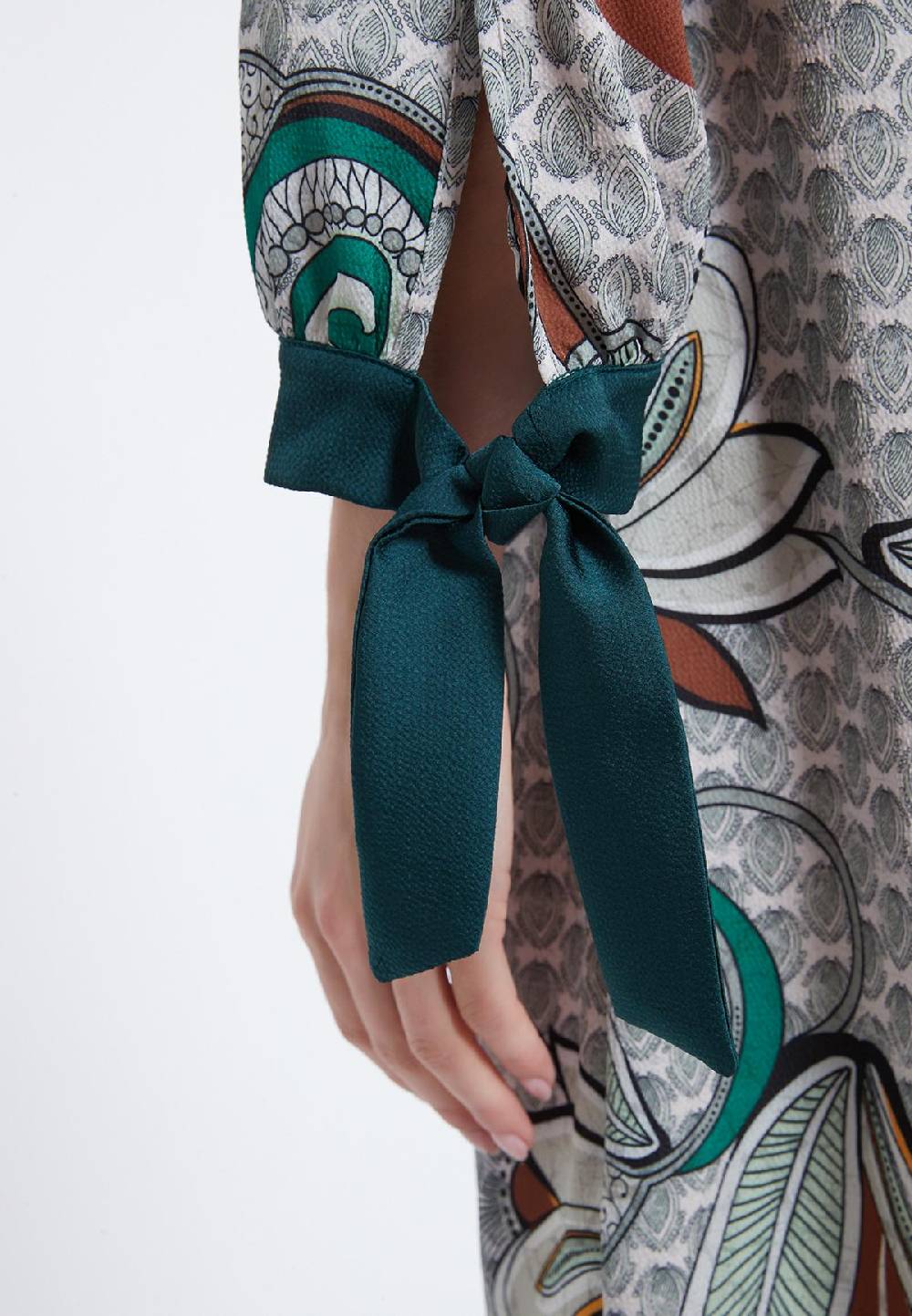 Ana Alcazar Ausschnitt Kleid Zesmy Zeitbegrenzte Promotion