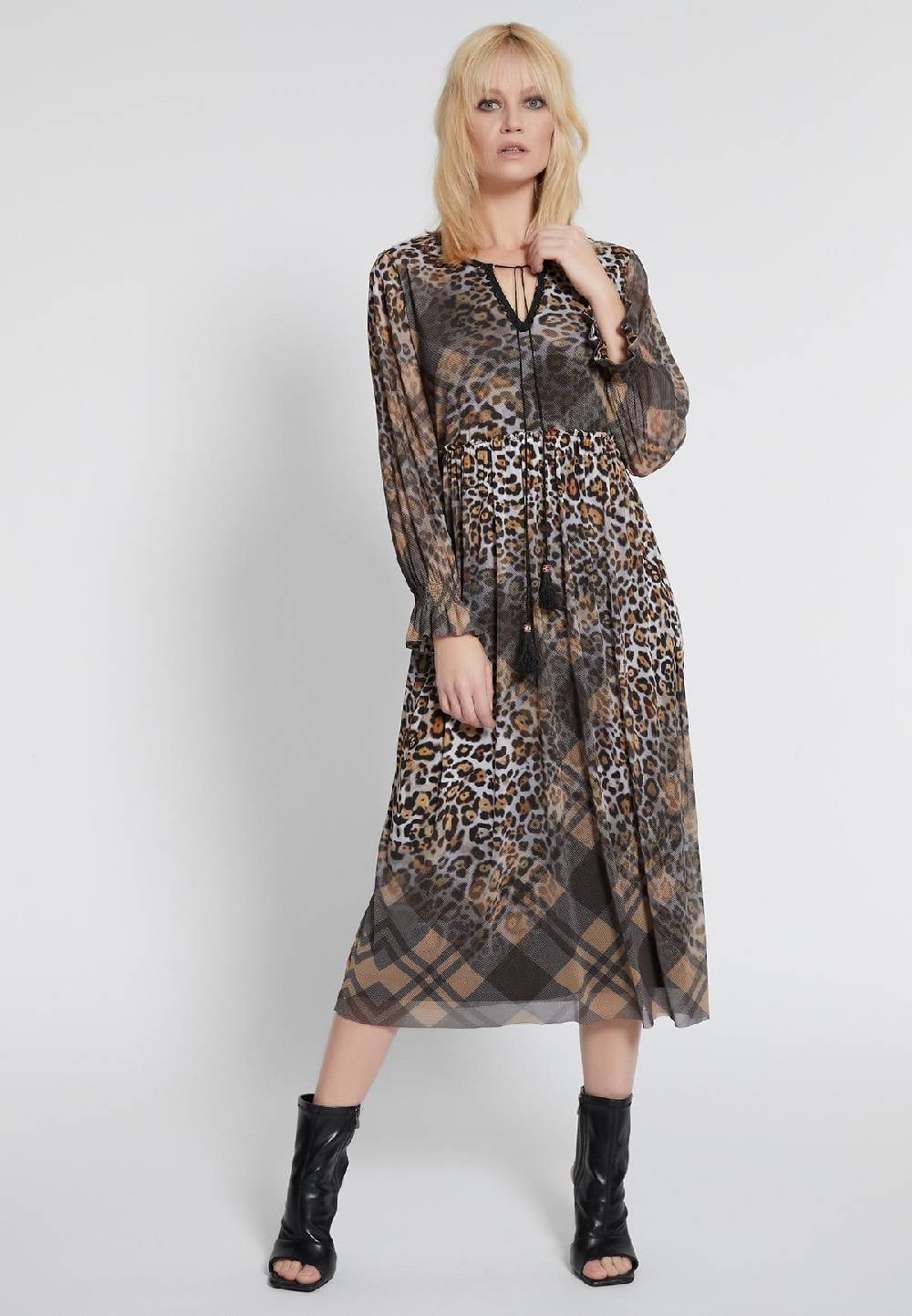 Ana Alcazar Midikleid Hilla Hotsell