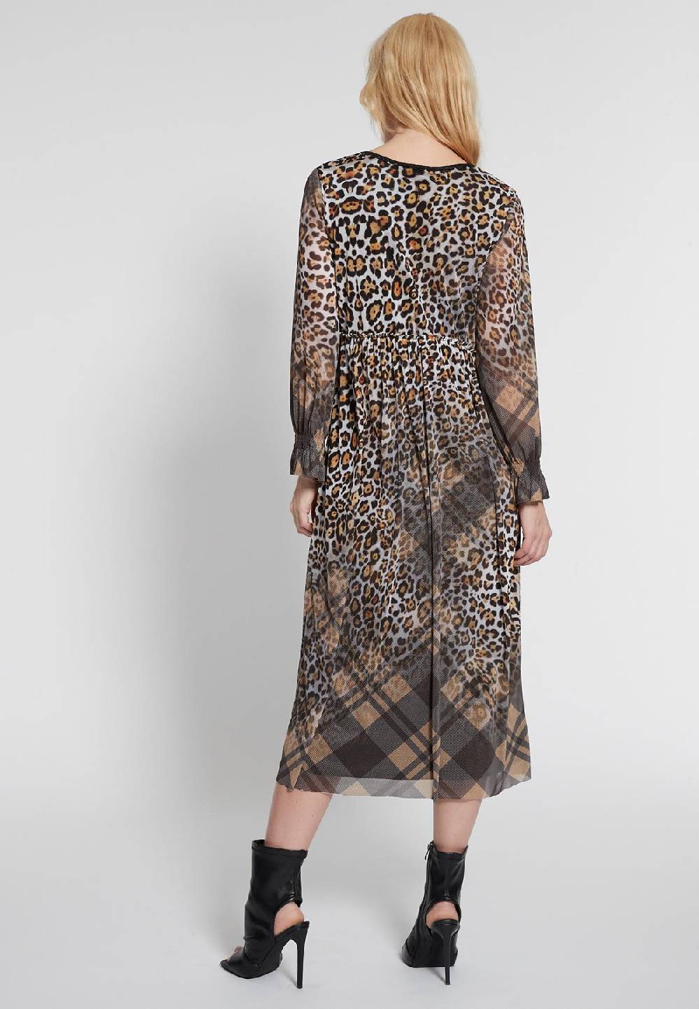 Ana Alcazar Midikleid Hilla Hotsell