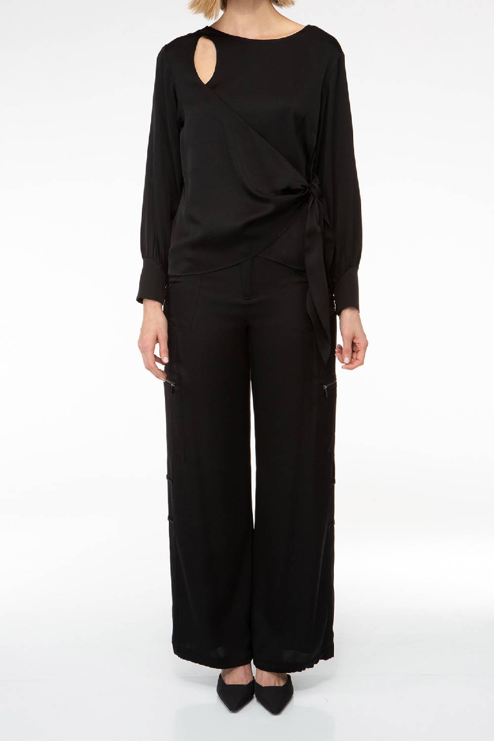 IVI GmbH SOLID SILK Seidenbluse mit Cut-Out Detail schwarz Neuheiten