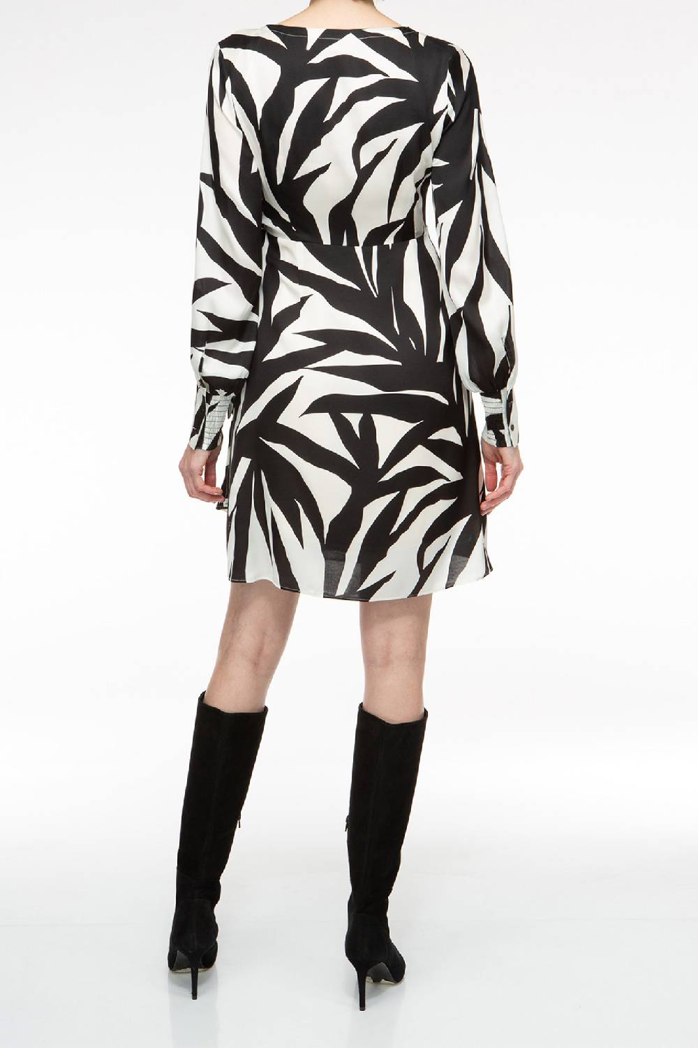 IVI GmbH PALM LEAF BLACK Kurzes Wickelkleid aus Seide VIP-Rabatte