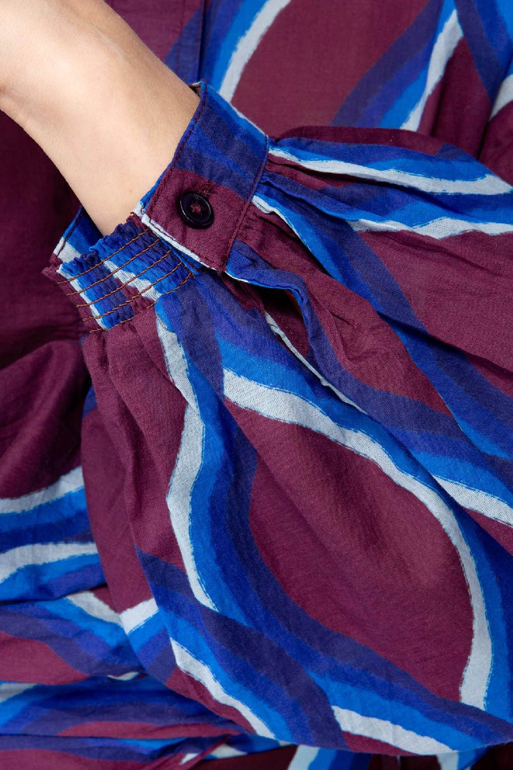 IVI GmbH PARADISE WAVE Bluse aus Baumwoll-Voile Riesige Rabatte