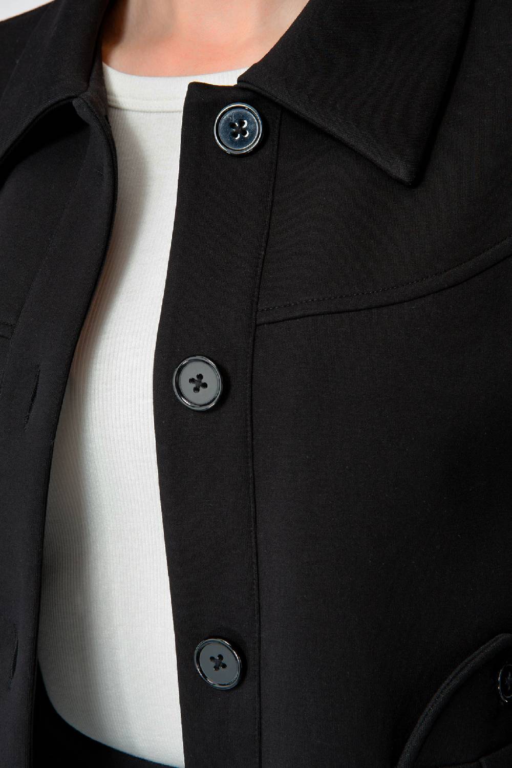 IVI GmbH SOLID JERSEY Kurze Jacke im Boxy Fit schwarz im Angebot