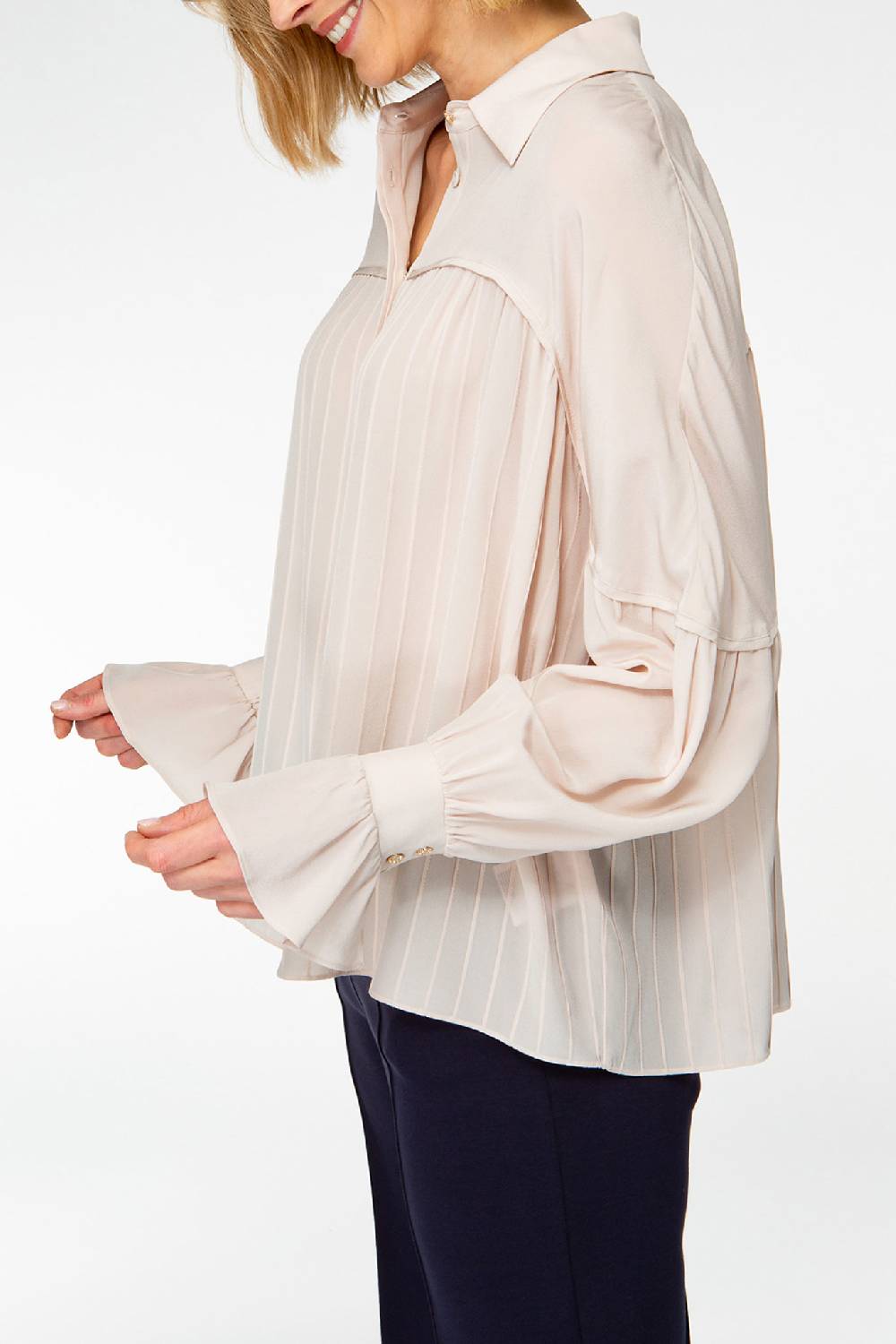 IVI GmbH FANCY Plissé Bluse aus Seiden-Georgette taupe Rabatte dieses Monats