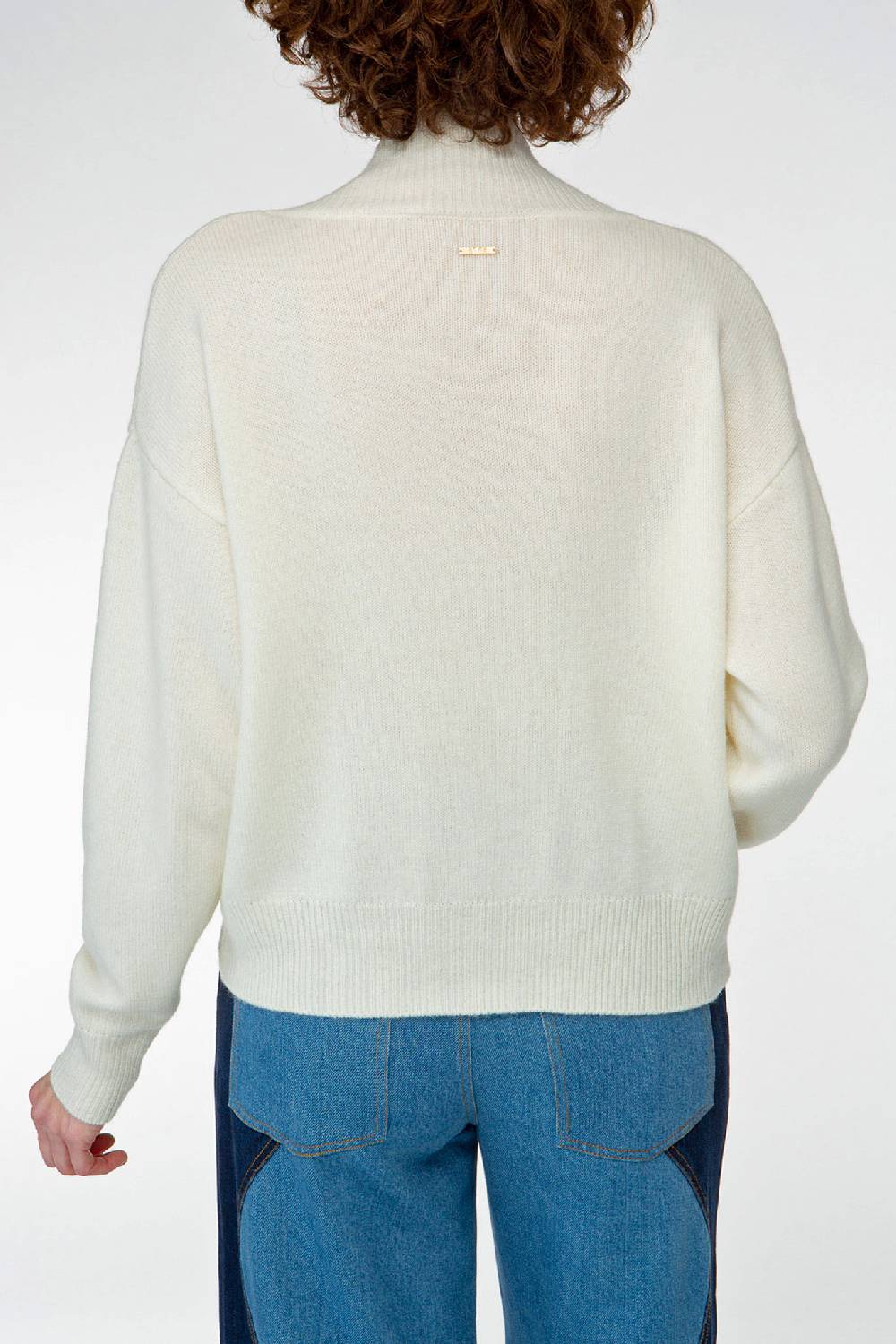 IVI GmbH SOLID KNIT Cardigan mit aufgesetzten Taschen weiß 2025