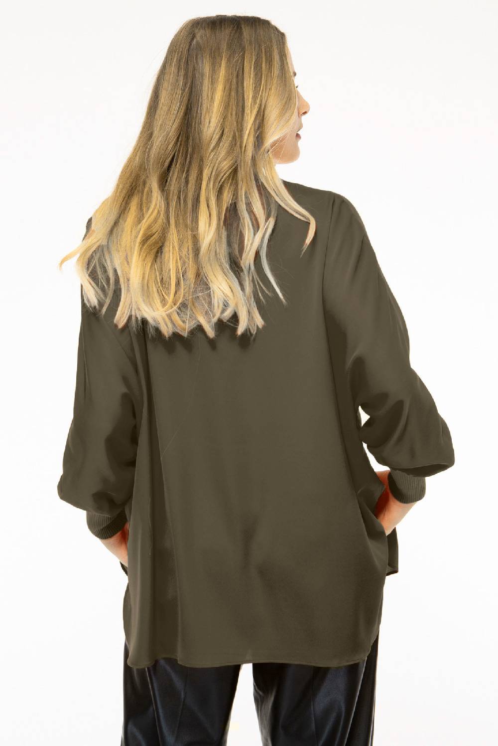 IVI GmbH SOLID SILK Tunika olive Meist gekauft