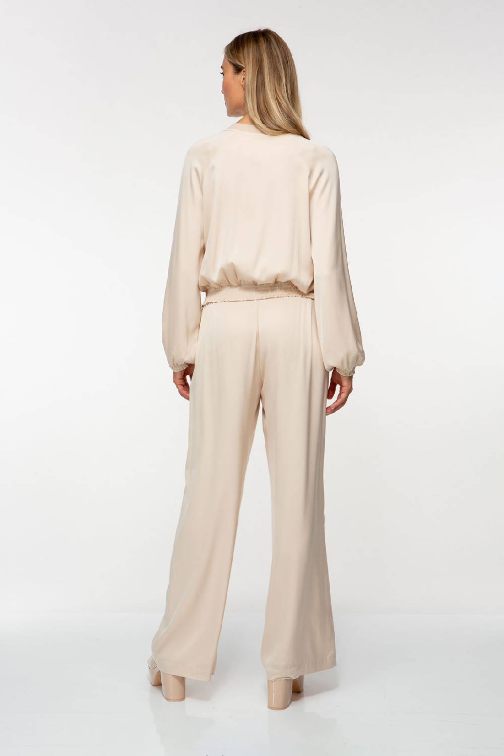 IVI GmbH SOLID SILK Seidenhose mit weitem Bein light sand Kostenloser Versand