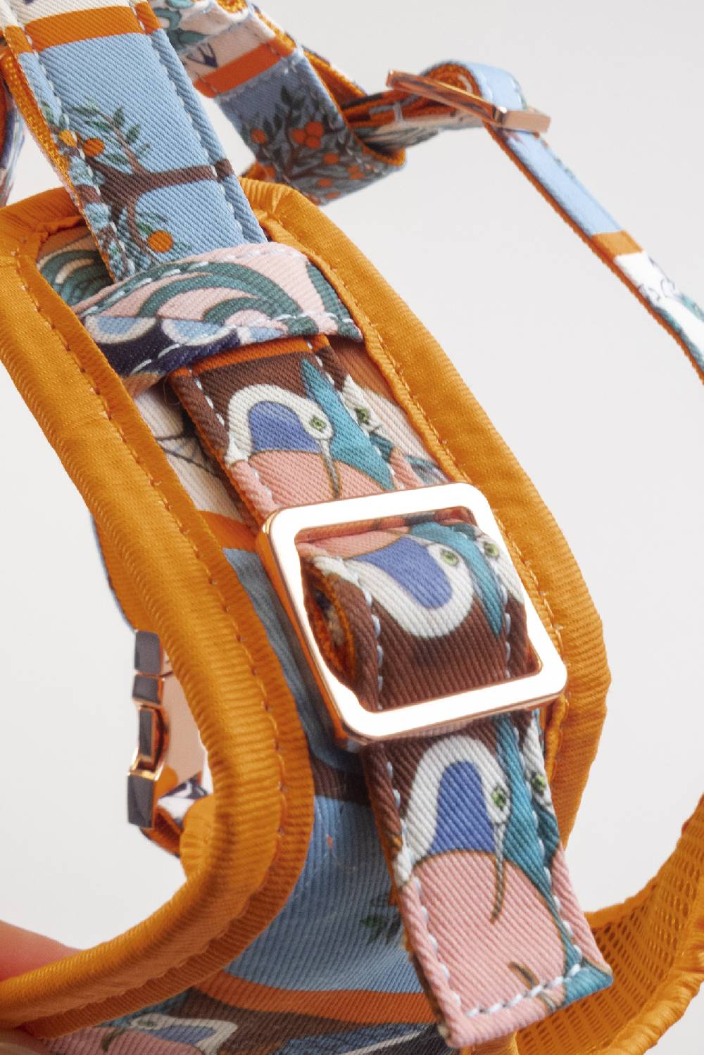 IVI GmbH RETRO TILES Harness Osterangebot
