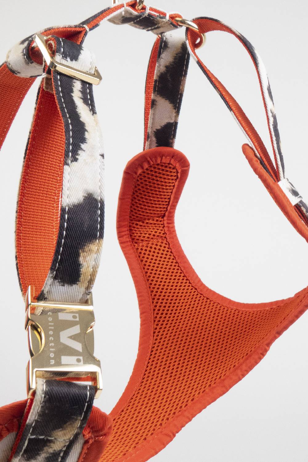 IVI GmbH LEO Harness Lagerräumung
