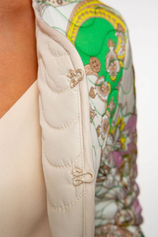 IVI GmbH PAISLEY Gesteppte Wendejacke aus Seide multicolor Vierteljährliche Förderung