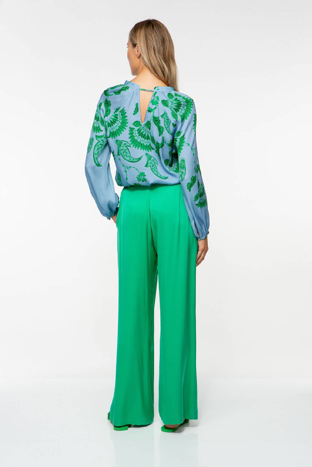 IVI GmbH CORAL FLOWER Seidenbluse mit Print ocean Kostenloser Versand international