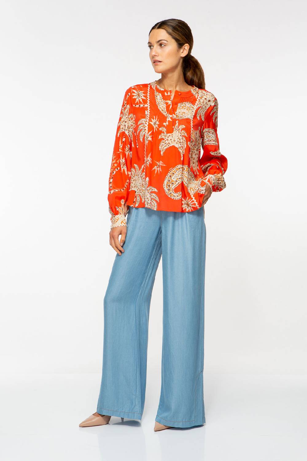 IVI GmbH PALM VIBES Seidenbluse mit Biesen rot Begrenzt auf 3 Tage
