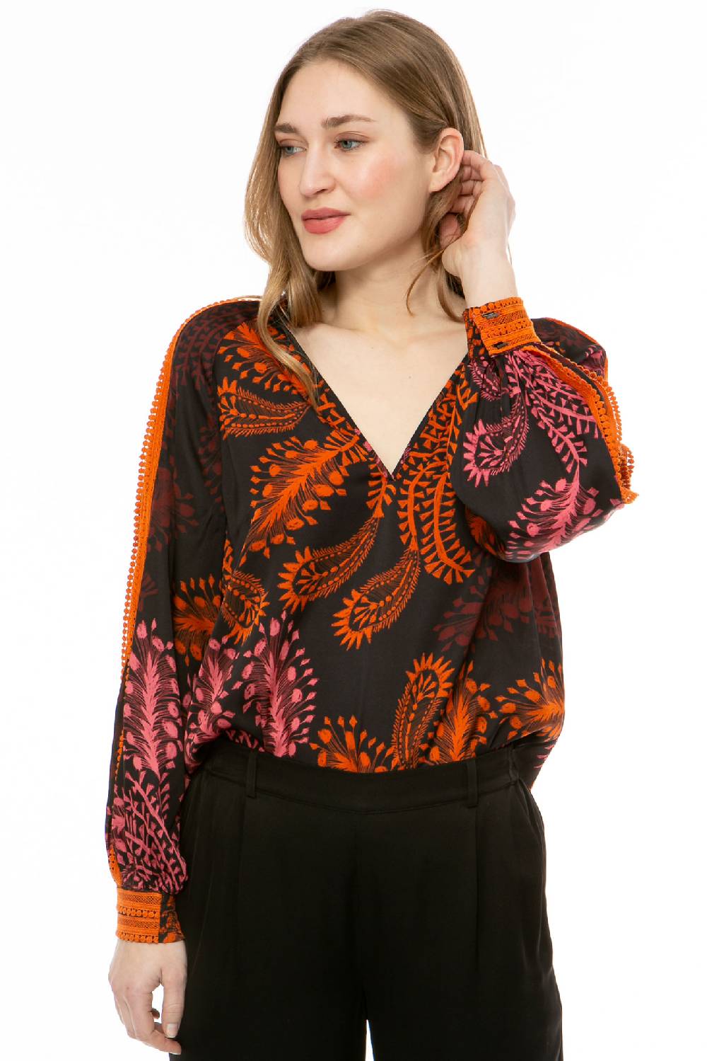 IVI GmbH WILD HERBS Bluse mit Stickdetails schwarz Fabrikverkauf
