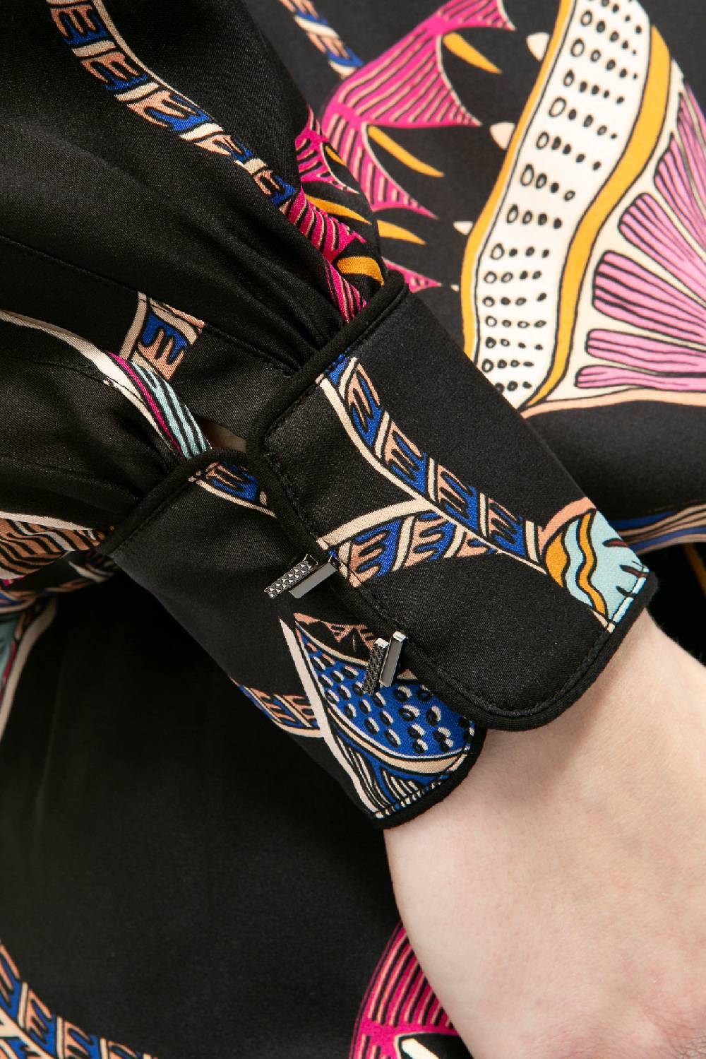 IVI GmbH LOTUS BLOSSOM Wickelbluse schwarz Rabatt
