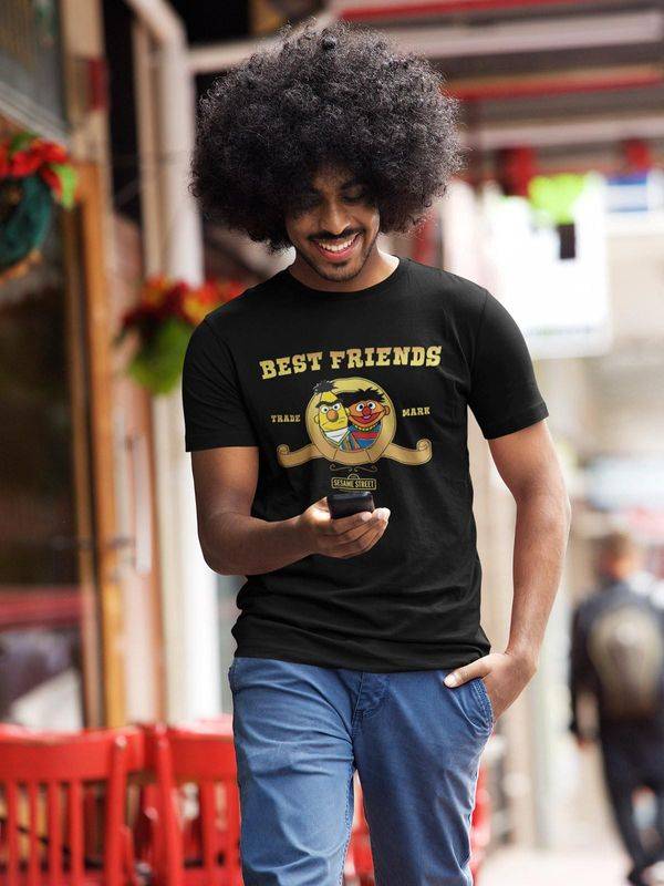 Nastrovje Potsdam Sesamstrasse Ernie & Bert Best Friends Herren T-Shirt schwarz Wochenangebot