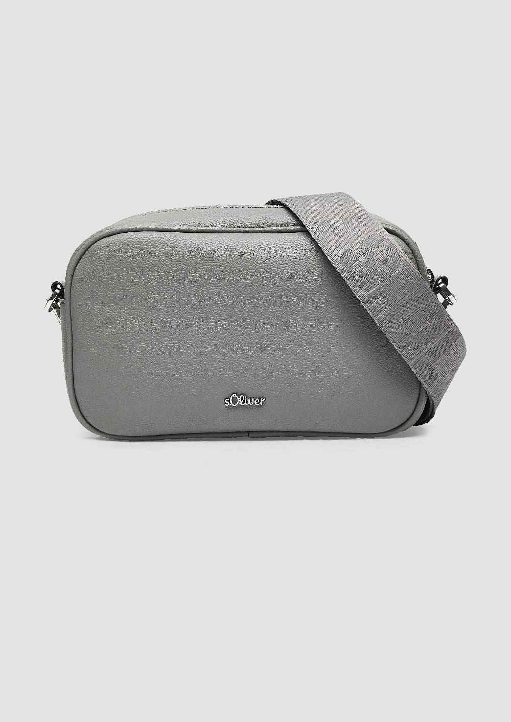 s.Oliver Camera-Bag aus Lederimitat Online Outlet