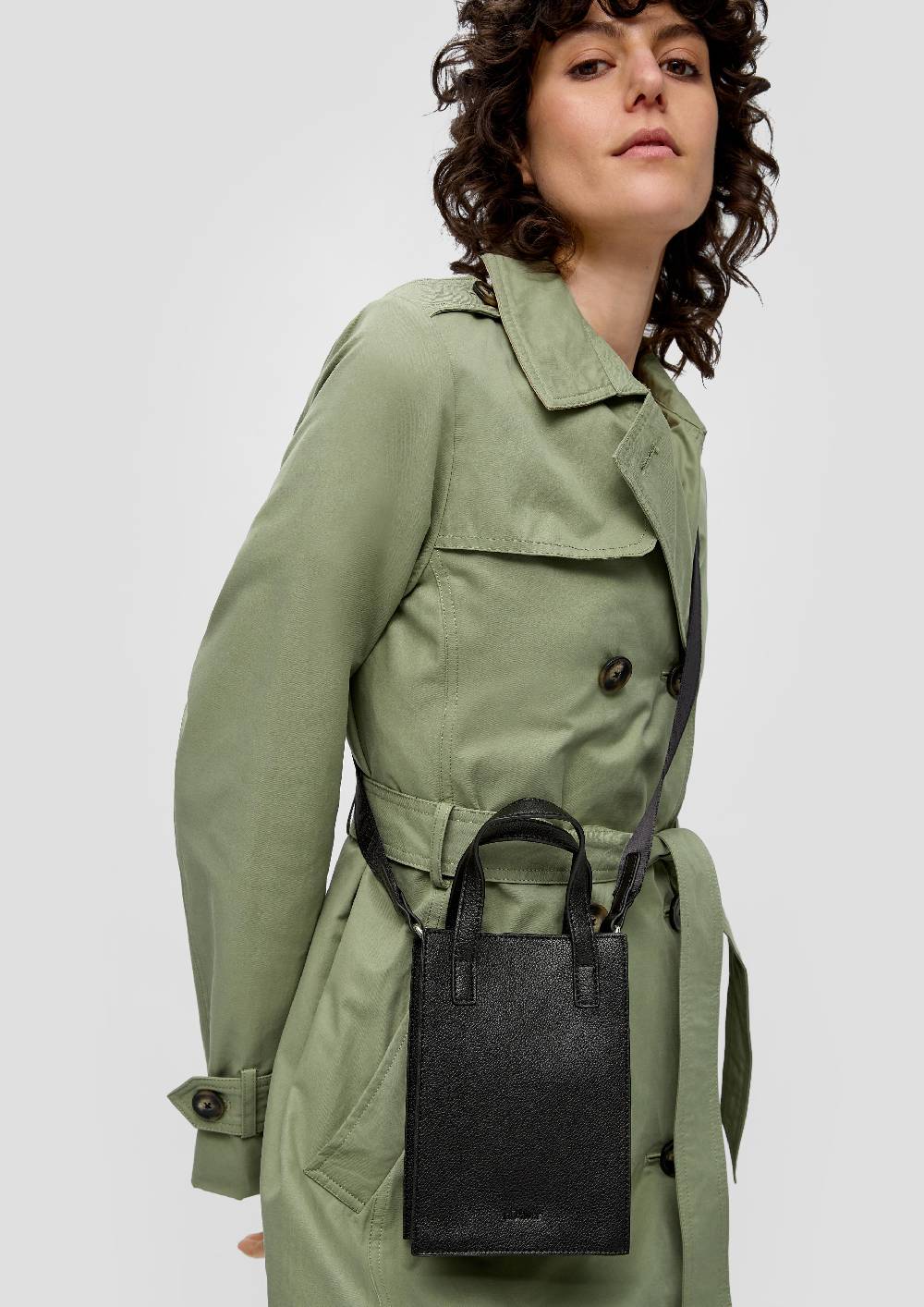 s.Oliver Crossbody Bag mit längenverstellbarem Schultergurt Kauf eins, bekomm eins gratis
