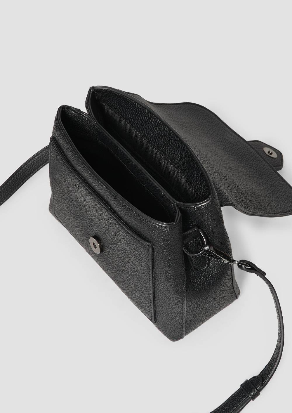 s.Oliver Schultertasche in Leder-Optik Super Sparpreis