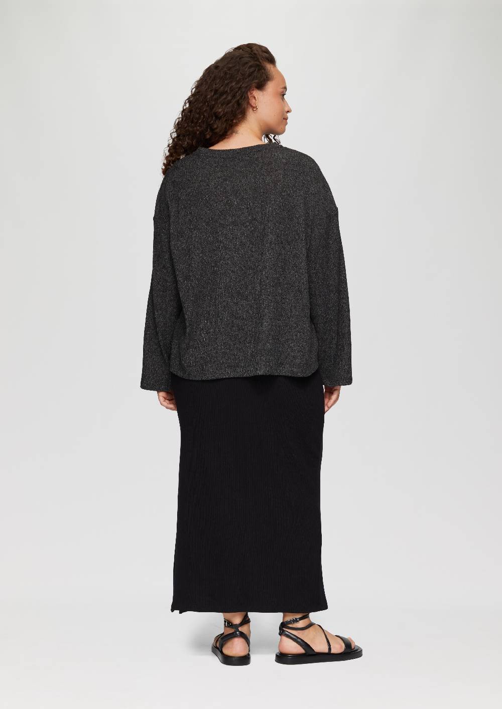 s.Oliver Flauschiges Rippshirt in melierter Optik Saisonale Angebote