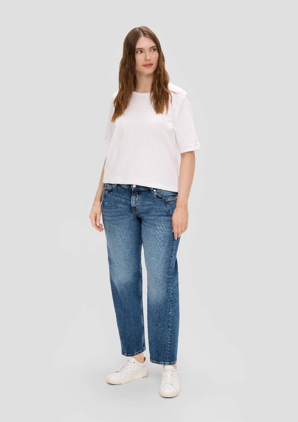 s.Oliver Curvy Jeans / Regular Fit / Mid Rise / Semi-Wide Leg Top Angebot