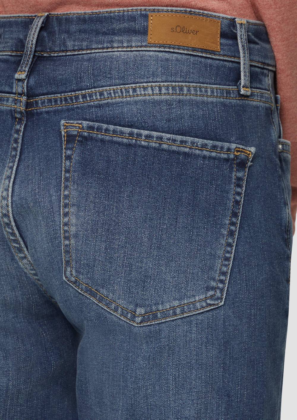 s.Oliver Jeans Karolin / Regular Fit / Mid Rise / Straight Leg Wochenangebot