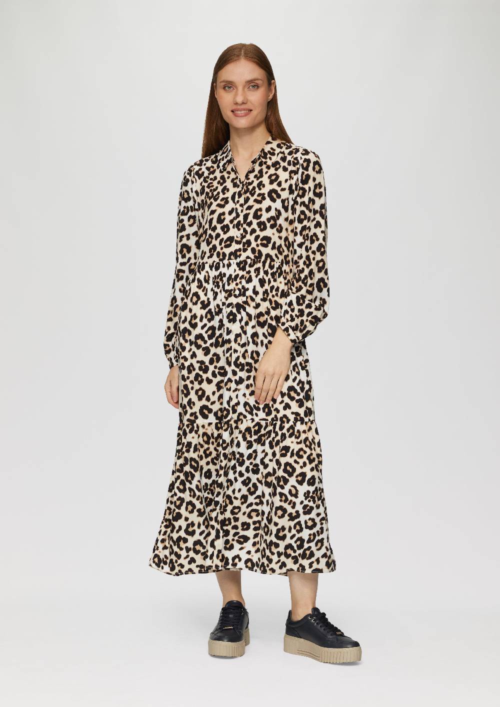 s.Oliver Langes Viskosekleid mit Leo-Muster und Volants Bis zu 50% Rabatt