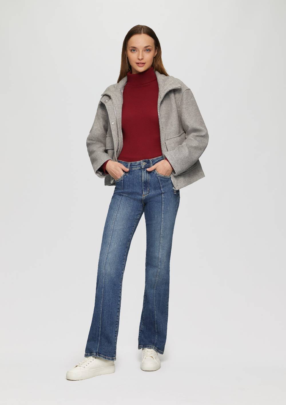 s.Oliver Jeans Flare / Slim Fit / Mid Rise / Flared Leg / mit Nahtdetail zollfrei