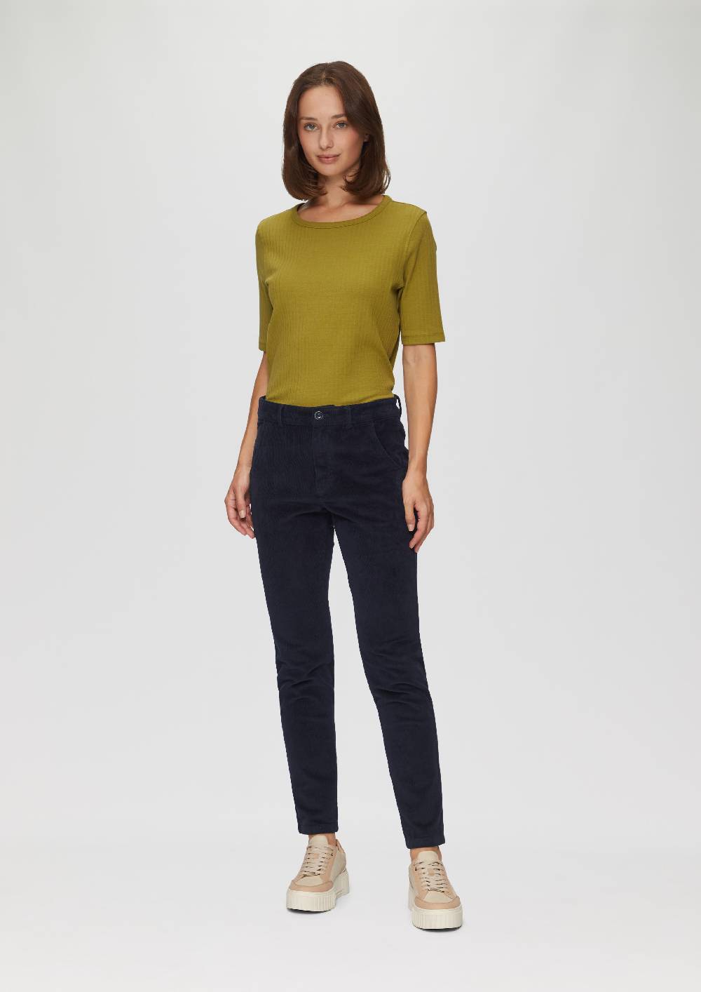 s.Oliver Schmal geschnittene Cordhose Flash Sale