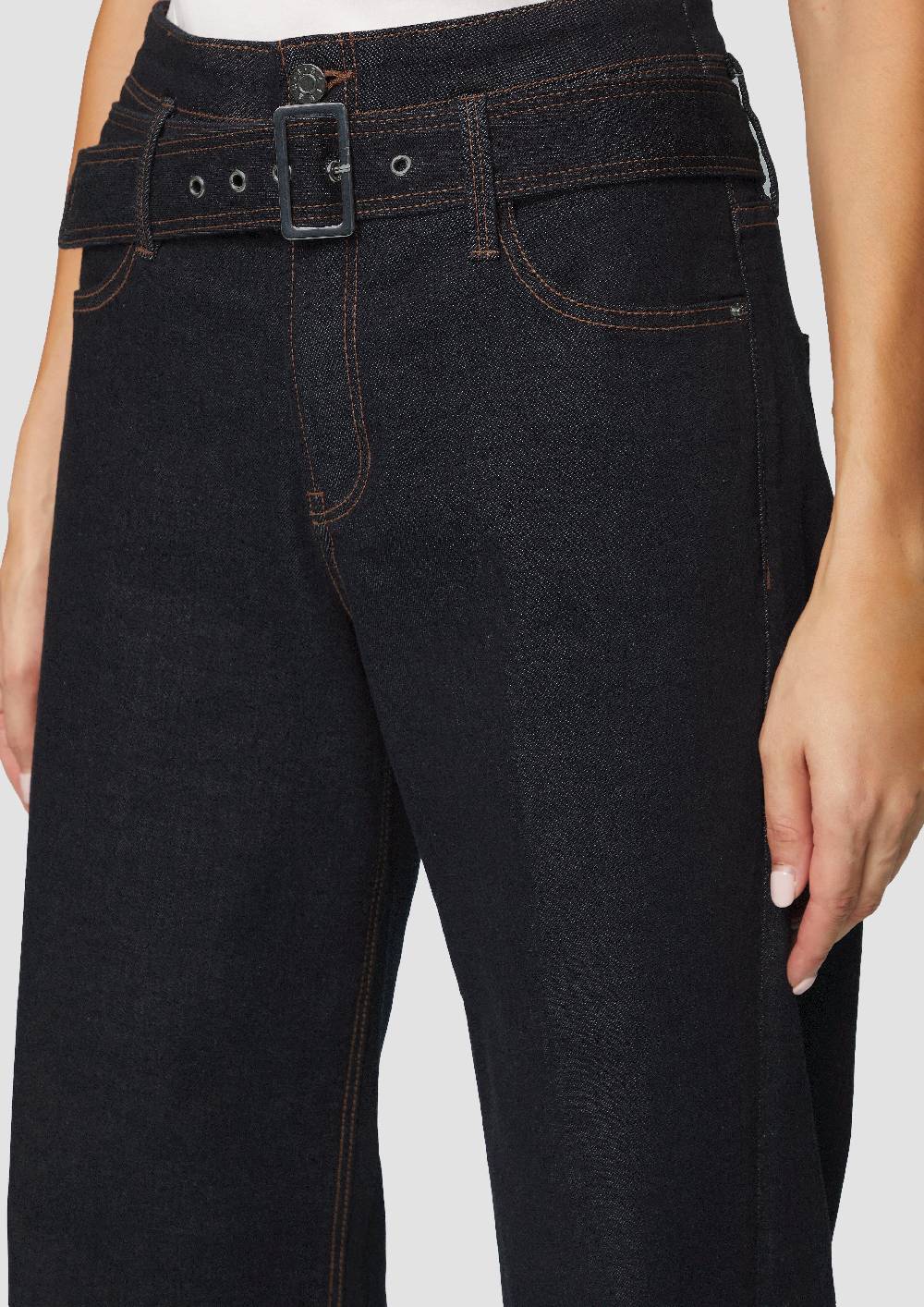 s.Oliver Jeans Suri/Regular Fit/High Rise/Wide Leg / mit Textilgürtel Begrenztes Angebot