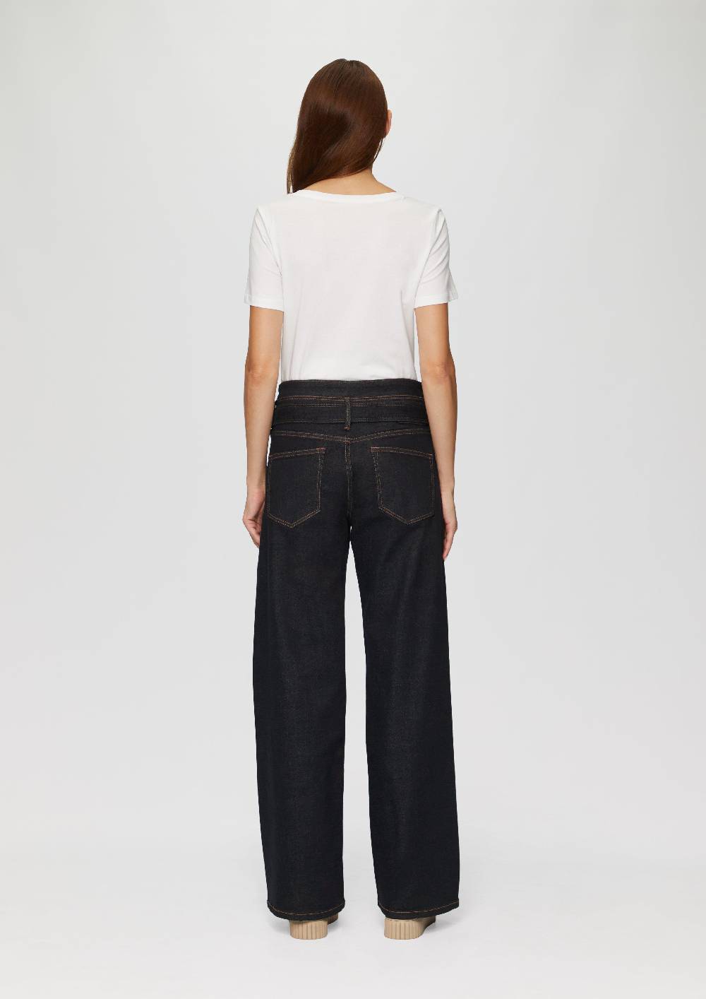 s.Oliver Jeans Suri/Regular Fit/High Rise/Wide Leg / mit Textilgürtel Begrenztes Angebot