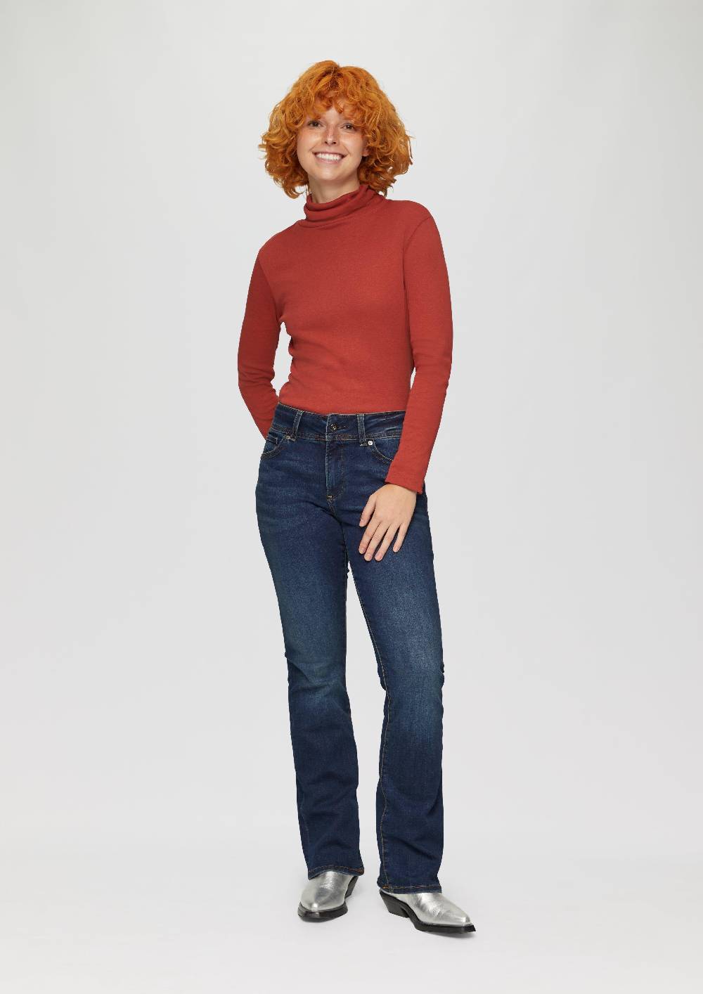 s.Oliver Jeans Catie / Slim Fit / Mid Rise / Bootcut Leg Exklusive Angebote