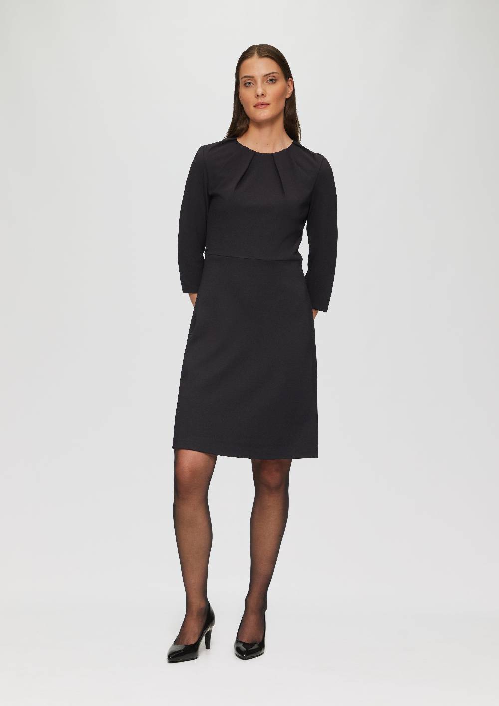 s.Oliver Kleid aus Interlockjersey mit Raff-Details VIP-Rabatte