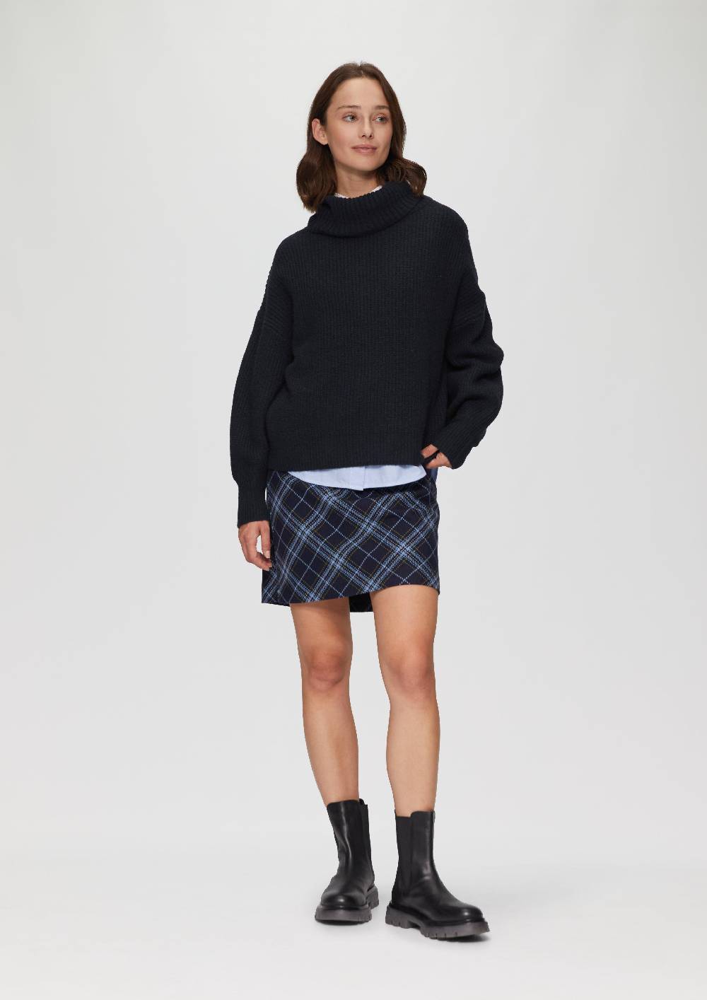 s.Oliver Oversized Rollkragenpullover mit weiten Ärmeln Wochenangebot