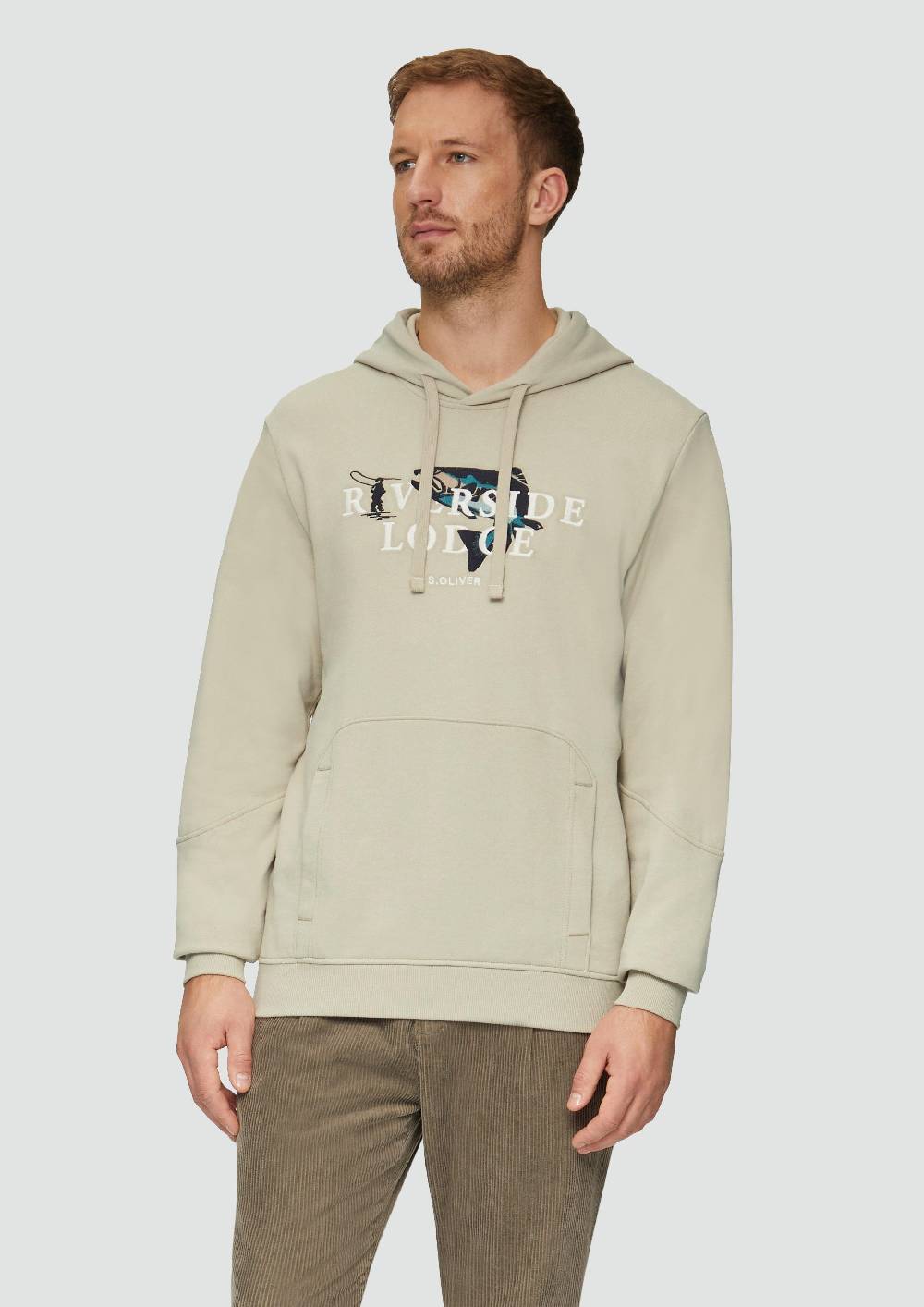 s.Oliver Hoodie mit Stickerei und Kängurutasche Exklusivangebot